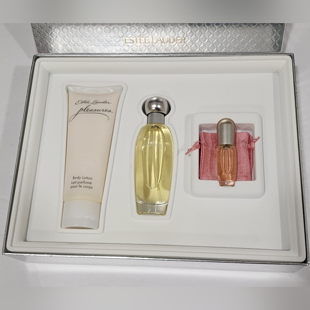 Estee Lauder Pleasures 3pc Gift Set EDP Spray Body Lotion - Picture 2 of 9